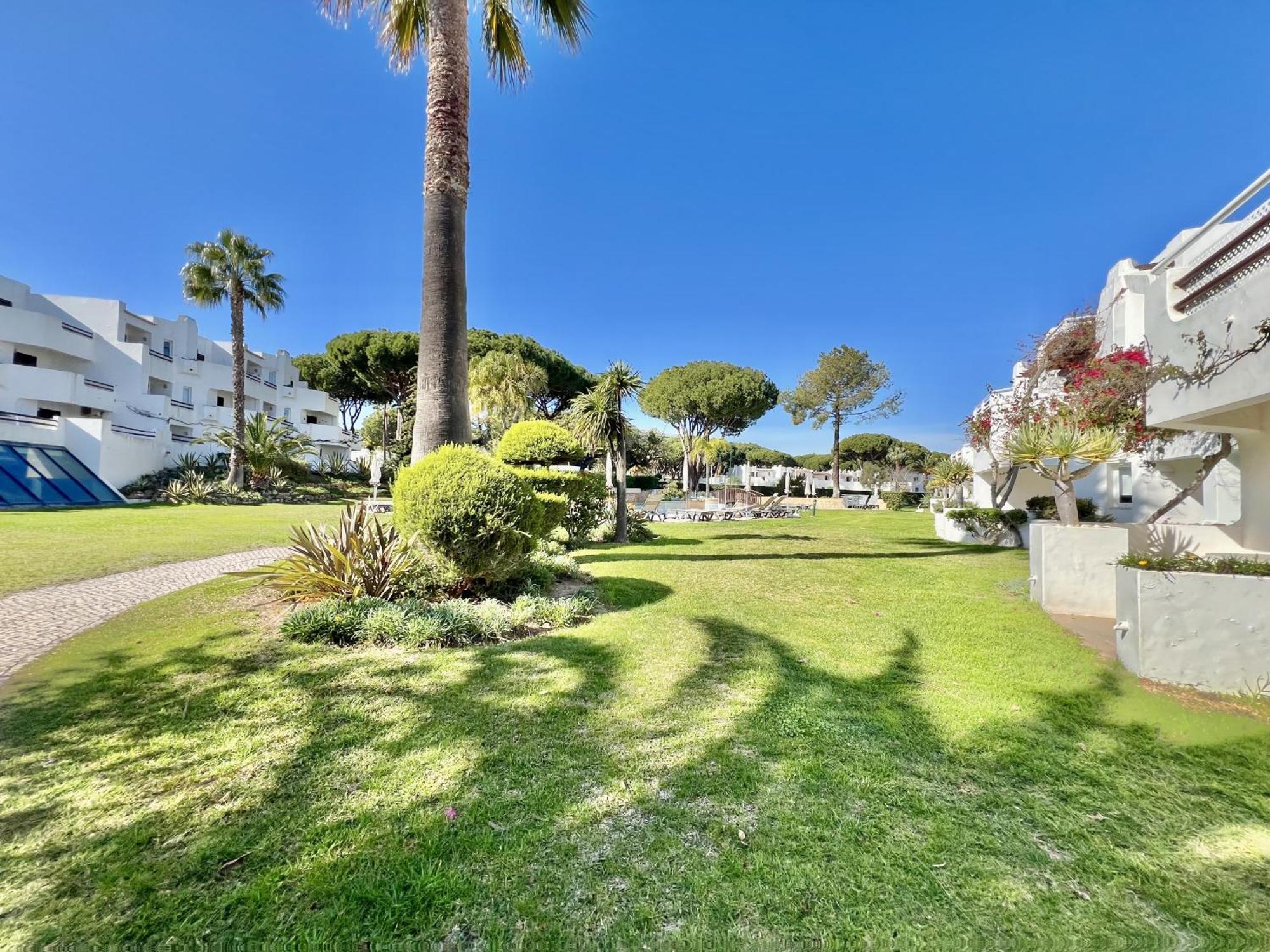 Albufeira Balaia Golf Vilage 2 With Pool By Homing Екстериор снимка