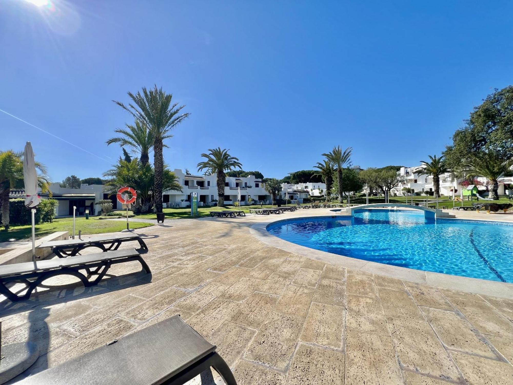 Albufeira Balaia Golf Vilage 2 With Pool By Homing Екстериор снимка